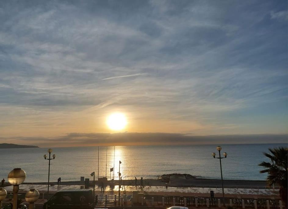 Nice Promenade Des Anglais Vue Mer Exterior photo